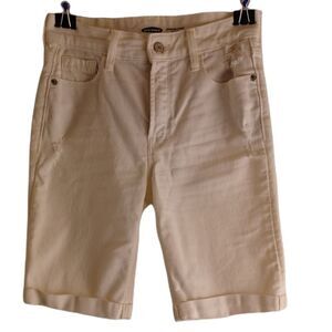 592731.....Old Navy White High Rise Bermuda Shorts Size 0, W24" 8"Inseam 9"Rise
